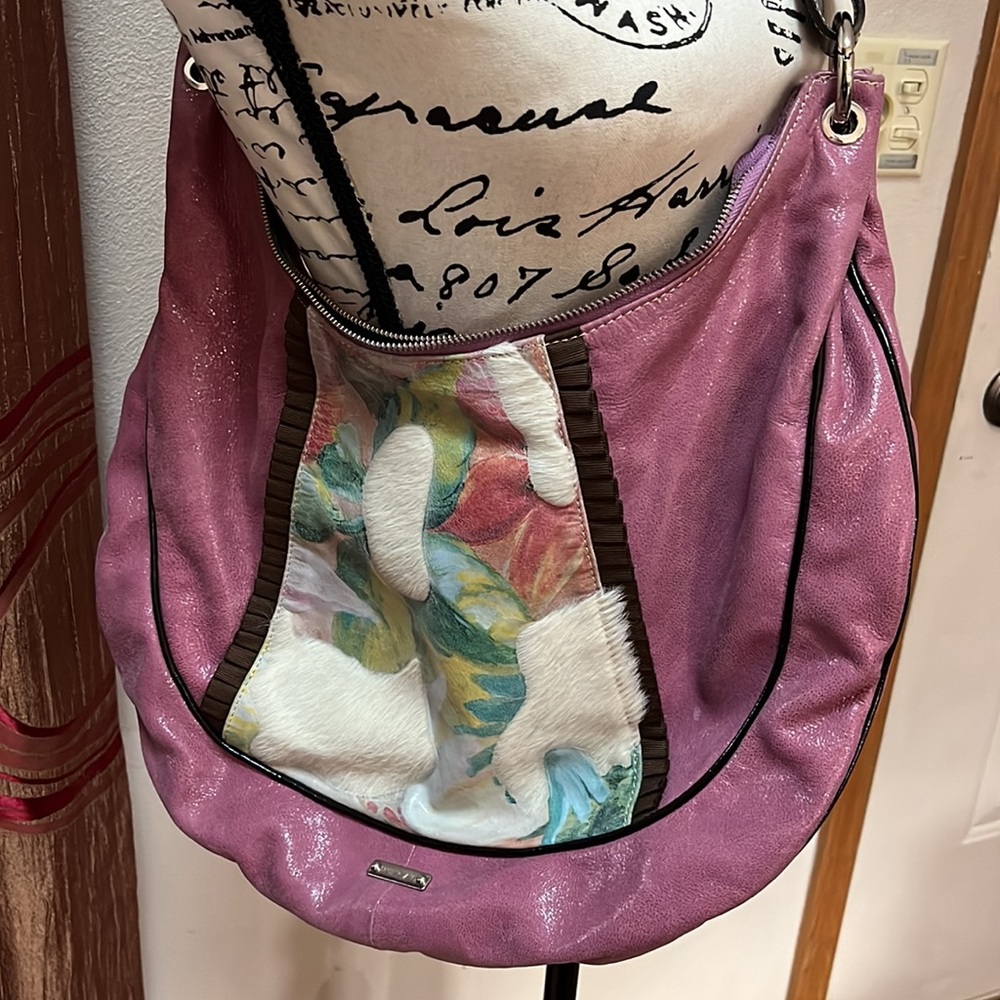 Pulicati leather bag with animal hair